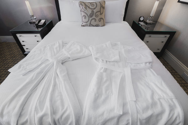 AirBNB & Hotels